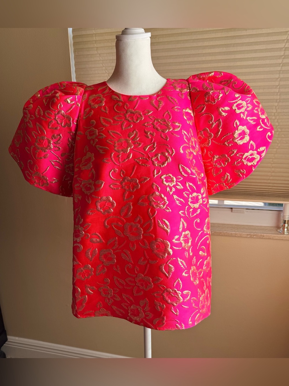 New Lilly Pulitzer Pratt Short Sleeve Floral Brocade Top -Pink Grenadine- Size M